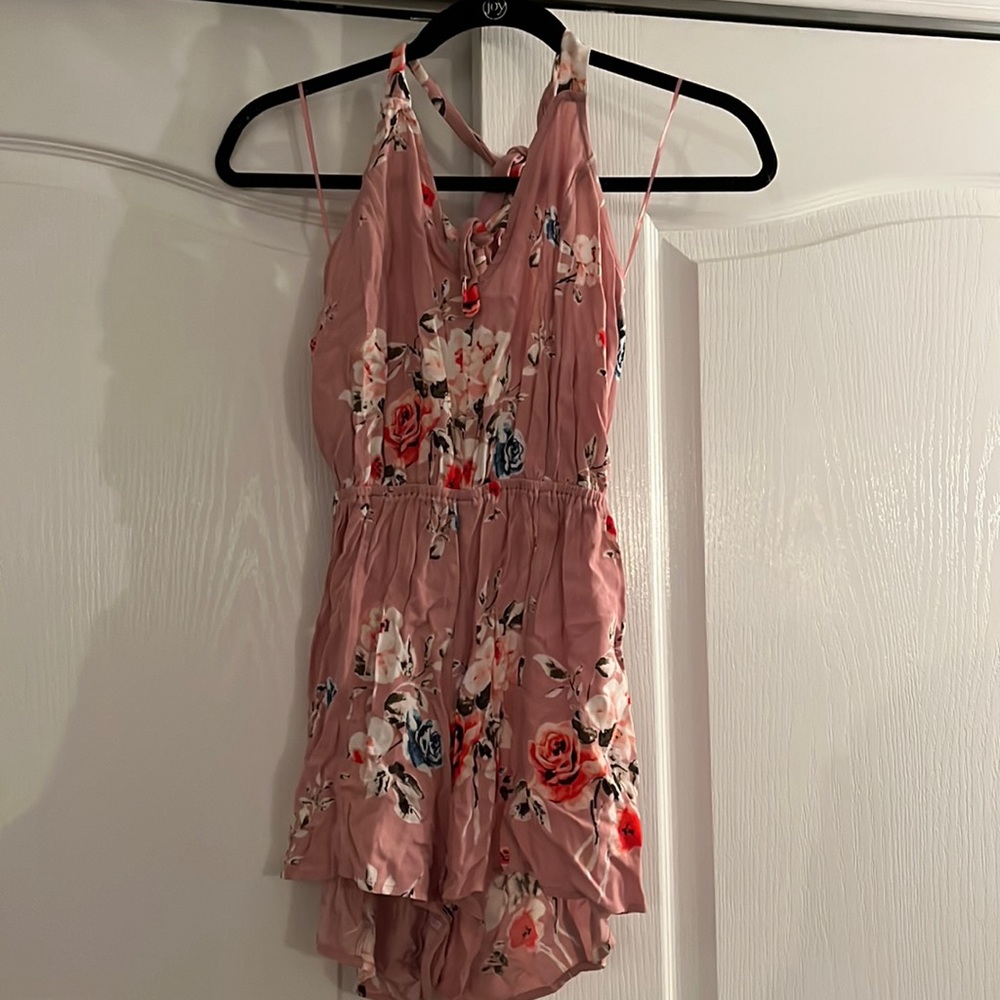 Pacsun Kendall & Kylie Pink Floral XS Romper